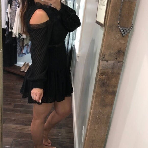 Romeo + Juliet NWT black chiffon cocktail dress - Picture 8 of 11